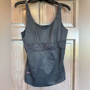 Ruby ribbon tank